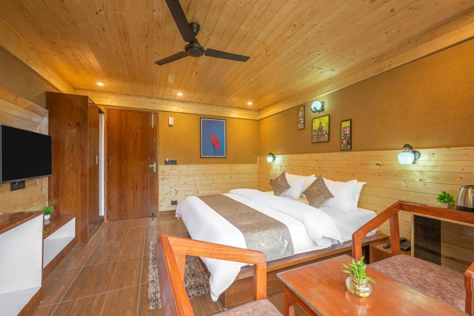 The Nature Dreams I Vacations I Conference I Mice I Family Events I Open Air Terrace I Sky Bonfire I Kufri By Exotic Stays Shimla 4*,  India