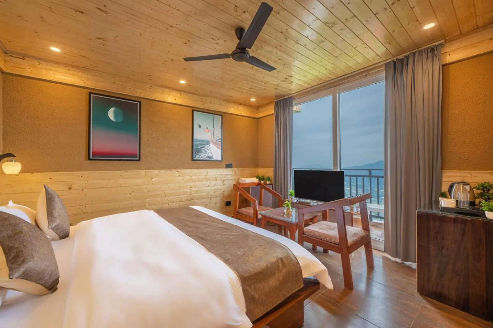 The Nature Dreams I Vacations I Conference I Mice I Family Events I Open Air Terrace I Sky Bonfire I Kufri By Exotic Stays Shimla Hotel