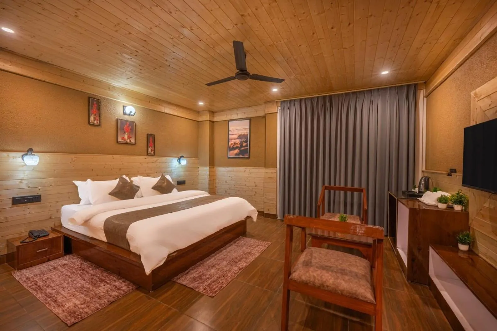 The Nature Dreams I Vacations I Conference I Mice I Family Events I Open Air Terrace I Sky Bonfire I Kufri By Exotic Stays Shimla Hotel